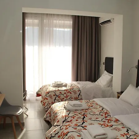 Alexiou Hotel 3*