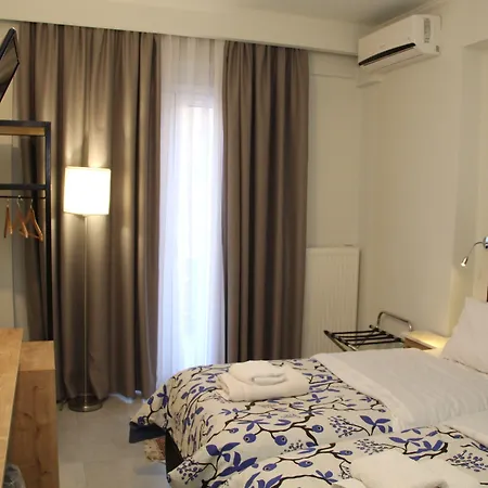 阿莱克斯由酒店 3* 卡兰巴卡